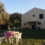 Casale Al Fiume Apartment