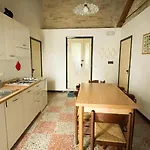 Casale Al Fiume Apartment *